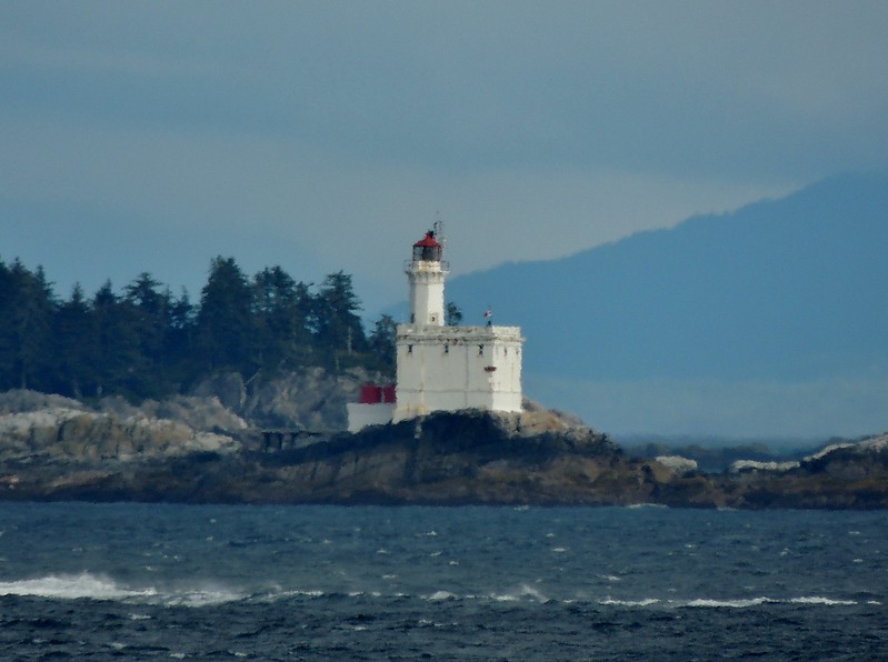 British Columbia / Triple Islands lighthouse
Author of the photo: [url=https://www.flickr.com/photos/bobindrums/]Robert English[/url]

Keywords: British Columbia;Canada;Pacific ocean