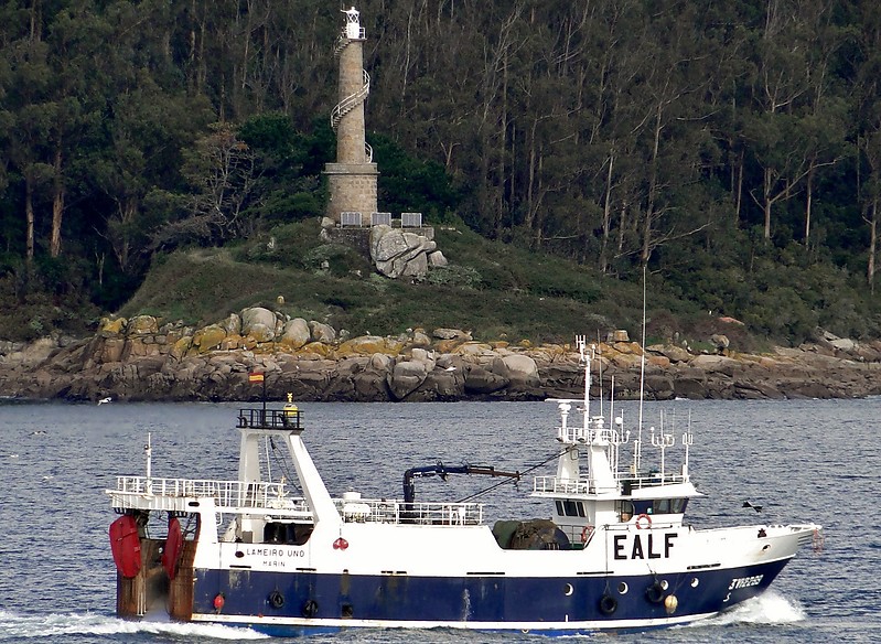 Marin / Isla Tambo lighthouse
Permission granted by [url=http://forum.shipspotting.com/index.php?action=profile;u=56617]Víctor H. Lorenzo[/url]
Keywords: Marin;Pontevedra;Spain;Atlantic ocean;Galicia