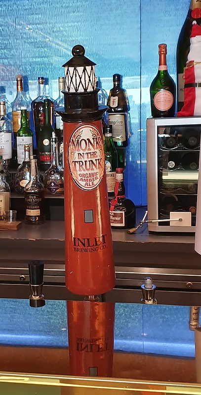 Beer tap handle in Florida
Seems this is  Ponce de Leon Inlet lighthouse
Keywords: Stuff