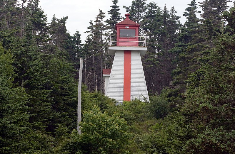 Nova Scotia / Sheet Harbor Passage Rear Range Lighthouse
Photo source:[url=http://lighthousesrus.org/index.htm]www.lighthousesRus.org[/url]
Keywords: Nova Scotia;Canada;Atlantic ocean