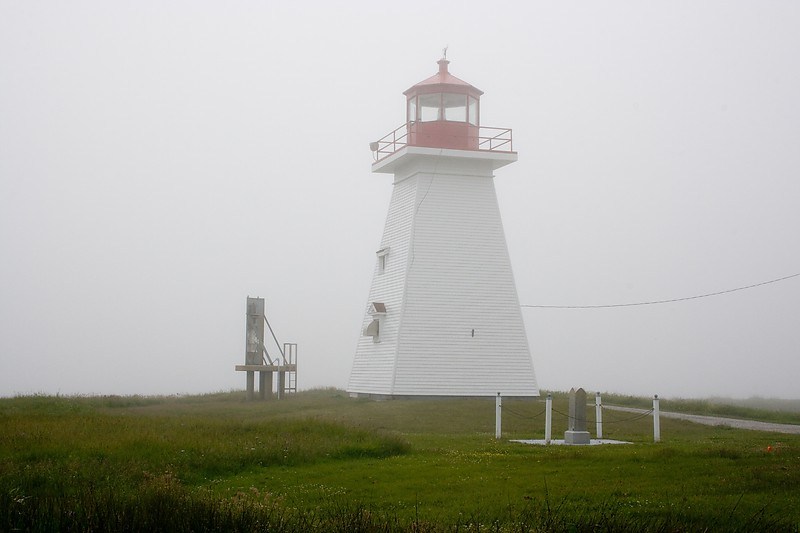 Nova Scotia / Baccaro Point lighthouse
Photo source:[url=http://lighthousesrus.org/index.htm]www.lighthousesRus.org[/url]
Keywords: Nova Scotia;Canada;Atlantic ocean