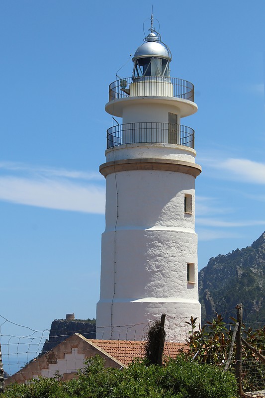 Mallorca / Port de Soller / Cabo Gros lighthouse
Author of the photo: [url=https://www.flickr.com/photos/31291809@N05/]Will[/url]
Keywords: Spain;Mallorca;Port de Soller;Mediterranean sea