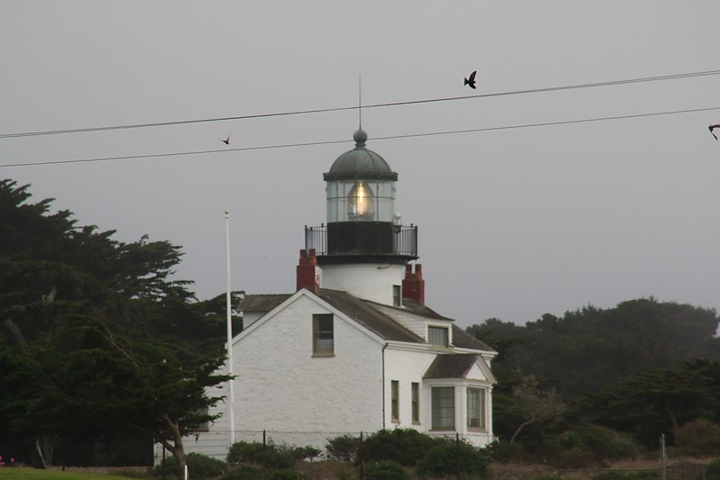California / Point Pinos lighthouse
Author of the photo: [url=http://www.flickr.com/photos/21953562@N07/]C. Hanchey[/url]
Keywords: United States;Pacific ocean;California