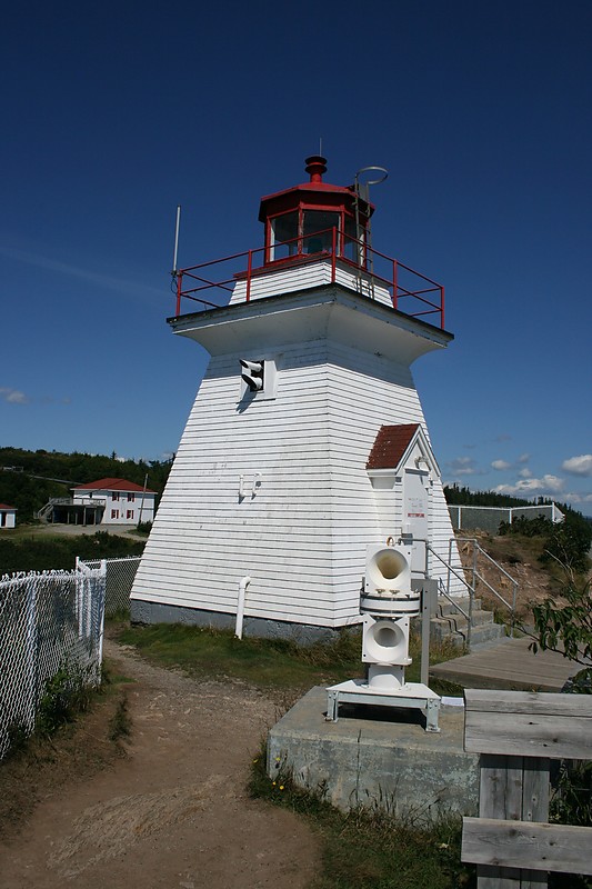 New Brunswick / Cape Enrage lighthouse
Author of the photo: [url=http://www.flickr.com/photos/21953562@N07/]C. Hanchey[/url]
Keywords: New Brunswick;Canada;Bay of Fundy