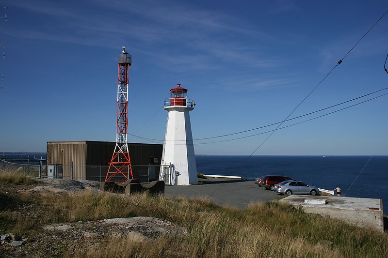 Nova Scotia /  Chebucto Head lighthouse 
Author of the photo: [url=http://www.flickr.com/photos/21953562@N07/]C. Hanchey[/url]
Keywords: Nova Scotia;Canada;Atlantic ocean;Halifax