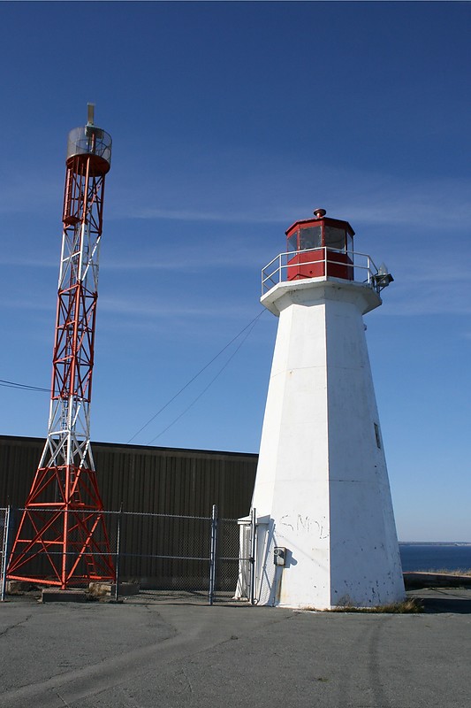Nova Scotia /  Chebucto Head lighthouse 
Author of the photo: [url=http://www.flickr.com/photos/21953562@N07/]C. Hanchey[/url]
Keywords: Nova Scotia;Canada;Atlantic ocean;Halifax