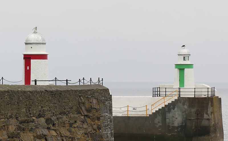 Isle of Man / Laxey Harbour lighthouses
Author of the photo: [url=https://www.flickr.com/photos/21475135@N05/]Karl Agre[/url]

Keywords: Isle of Man;Laxey;Irish sea
