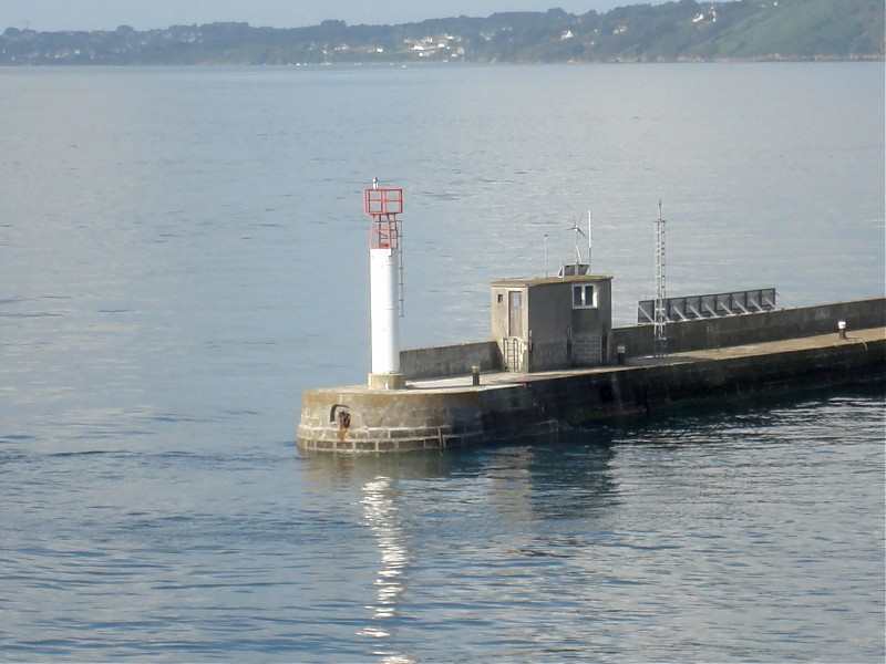Brittany / Brest / Port Militaire Passe Sud Jetee Sud E Head light
Keywords: Brittany;France;Brest;Bay of Biscay