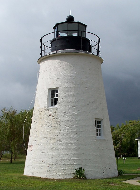 Maryland / Piney Point lighthouse
Author of the photo: [url=https://www.flickr.com/photos/bobindrums/]Robert English[/url]
Keywords: United States;Maryland;Chesapeake bay