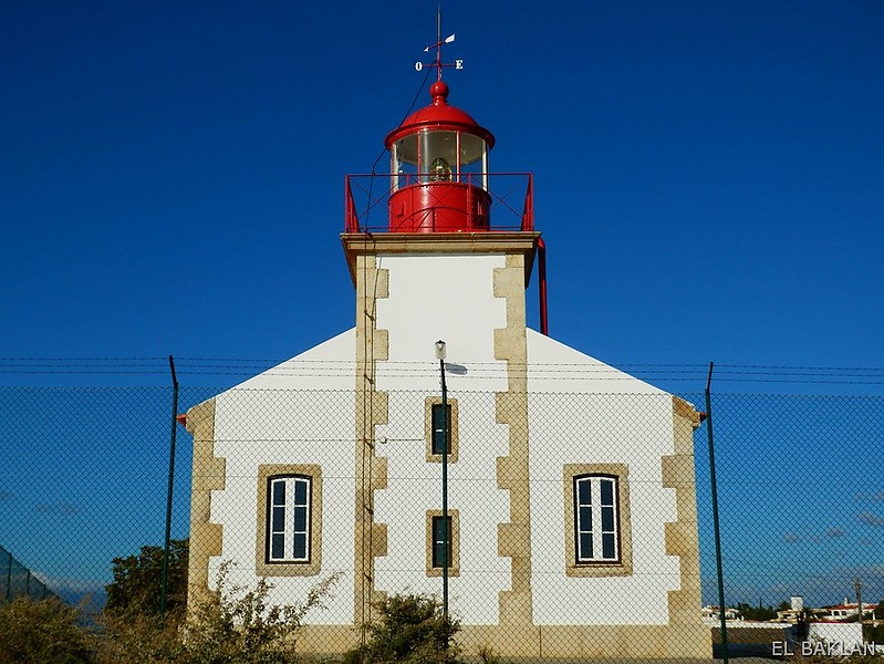 Algarve / Portimao / Ponta do Altar Lighthouse
Keywords: Portugal;Atlantic ocean;Portimao;Algarve