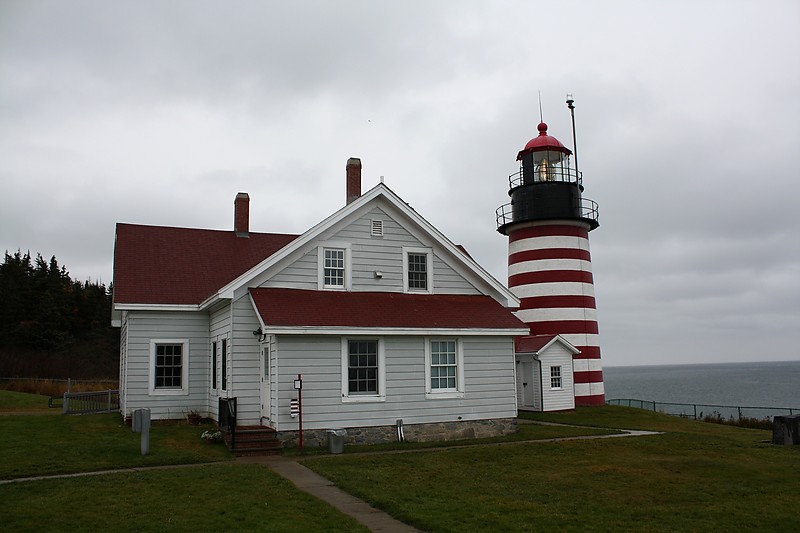 Maine  / West Quoddy Head lighthouse
Author of the photo: [url=http://www.flickr.com/photos/21953562@N07/]C. Hanchey[/url]
Keywords: Maine;United States;Atlantic ocean