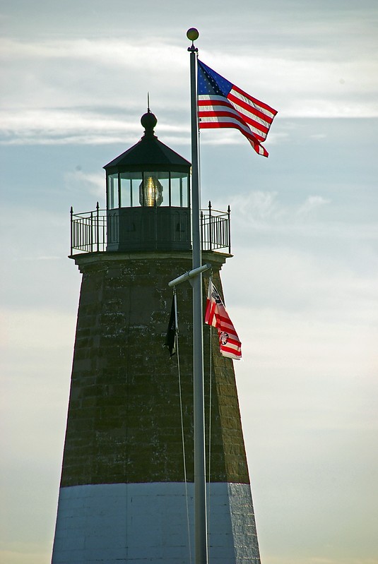 Rhode island / Point Judith lighthouse
Author of the photo: [url=http://www.flickr.com/photos/papa_charliegeorge/]Charlie Kellogg[/url]
Keywords: Point Judith;Rhode Island;United States;Atlantic ocean