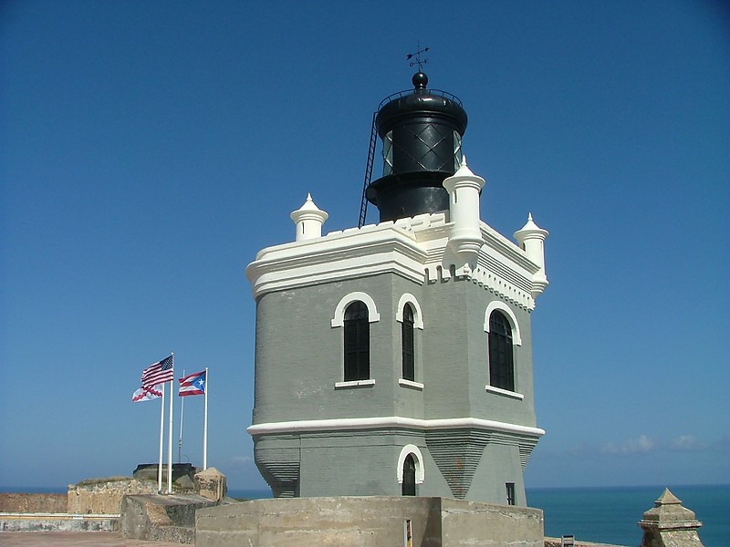 Puerto San Juan lighthouse
Author of the photo: [url=https://www.flickr.com/photos/larrymyhre/]Larry Myhre[/url]
Keywords: Puerto Rico;San Juan;Caribbean sea