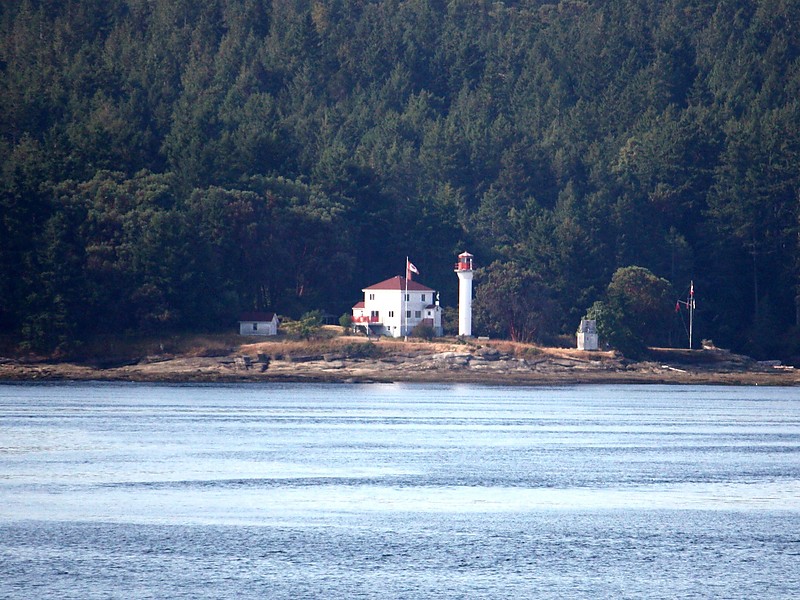 Active Pass Lighthouse / Georgina Point Lighthouse
Author of the photo: [url=http://www.flickr.com/photos/21953562@N07/]C. Hanchey[/url]
Keywords: British Columbia;Canada;Strait of Georgia