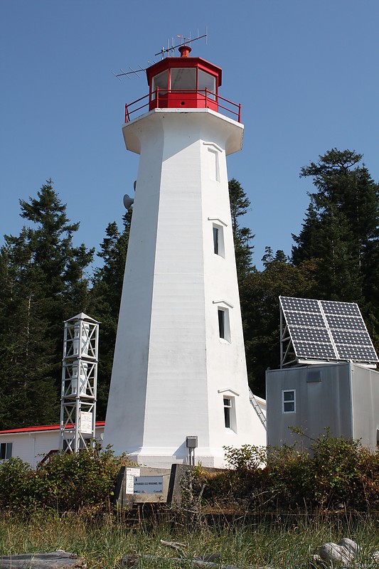 British Columbia / Quadra Island / Cape Mudge lighthouse
Author of the photo: [url=http://www.flickr.com/photos/21953562@N07/]C. Hanchey[/url]
Keywords: British Columbia;Canada;Inside Passage;Quadra