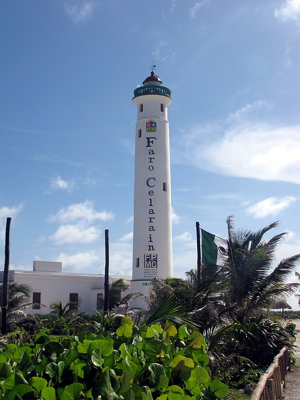 Isla de Cozumel / Punta Celeraín lighthouse
Author of the photo: [url=https://www.flickr.com/photos/bobindrums/]Robert English[/url]
Keywords: Isla de Cozumel;Mexico;Caribbean sea