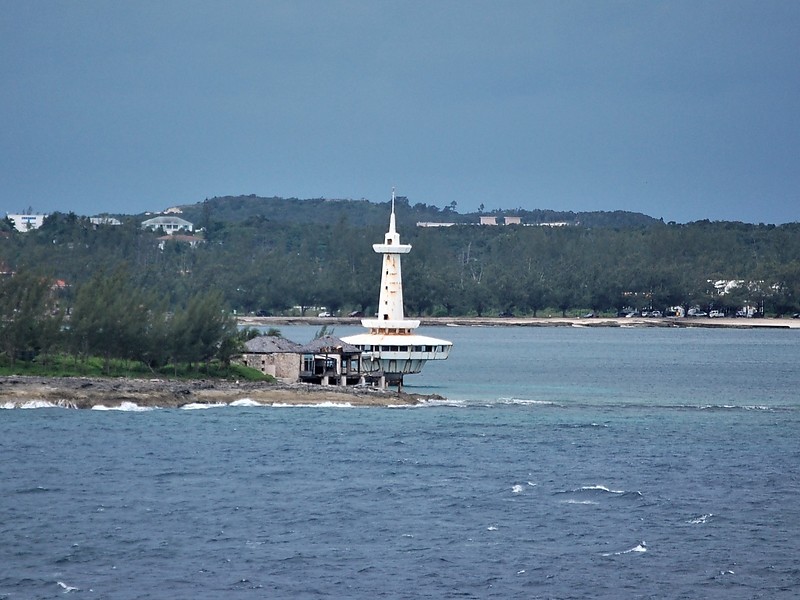 Crystal Cay faux lighthouse
Author of the photo: [url=https://www.flickr.com/photos/bobindrums/]Robert English[/url]
Keywords: Bahamas;Faux;Nassau