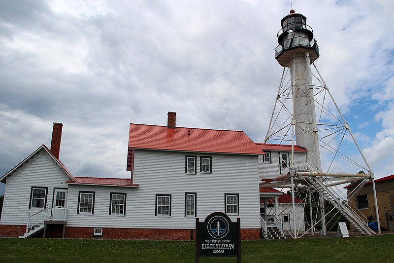 Michigan / Whitefish Point lighthouse
Author of the photo: [url=http://www.flickr.com/photos/21953562@N07/]C. Hanchey[/url]
Keywords: Michigan;United States;Lake Superior