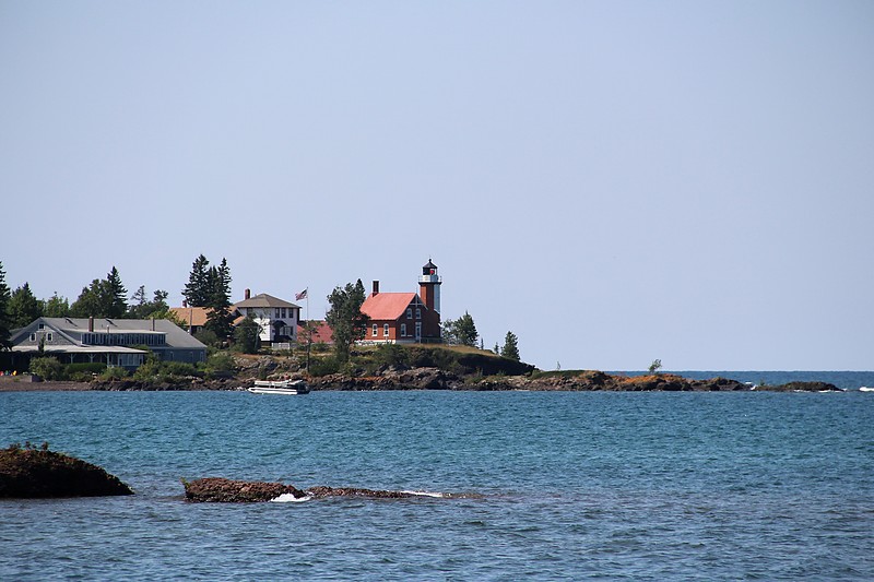 Michigan / Eagle Harbor lighthouse
Author of the photo: [url=http://www.flickr.com/photos/21953562@N07/]C. Hanchey[/url]
Keywords: Michigan;Lake Superior;United States