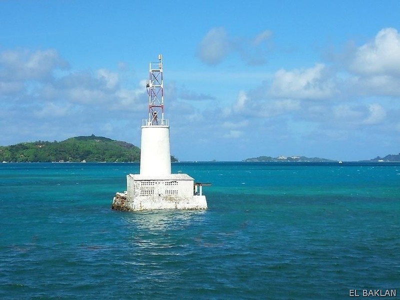 Mahe Island / Port Victoria Entrance lighthouse
Keywords: Seychelles;Port Victoria;Mahe Island;Indian ocean;Offshore