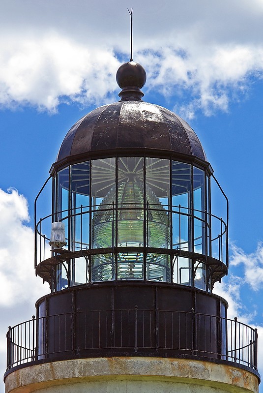 Maine / Seguin Island lighthouse - lantern
Author of the photo: [url=http://www.flickr.com/photos/papa_charliegeorge/]Charlie Kellogg[/url]
Keywords: Maine;Atlantic ocean;United States;Lantern