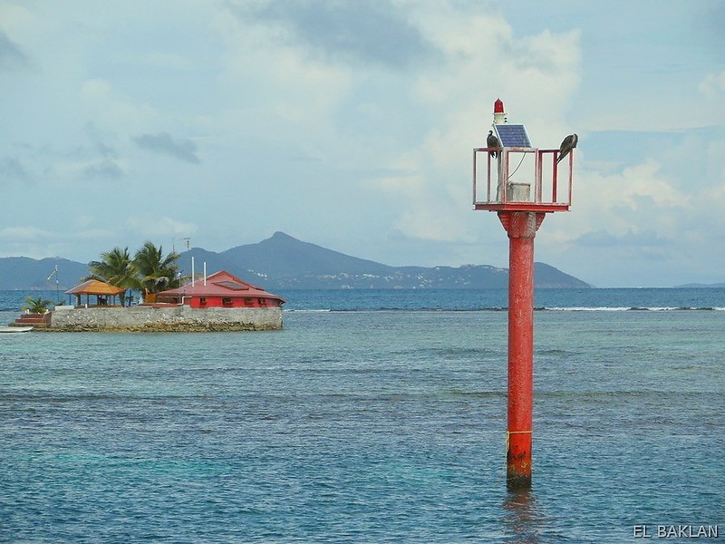 Union island \ Thompson reef beacon light
Keywords: Caribbean sea;Saint Vincent;Grenadines;Union island;Clifton;Offshore