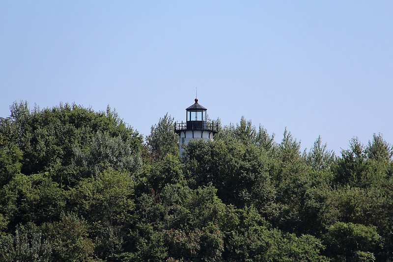 Massachusetts / Long Island Head lighthouse
Author of the photo: [url=http://www.flickr.com/photos/21953562@N07/]C. Hanchey[/url]
Keywords: United States;Massachusetts;Atlantic ocean;Boston