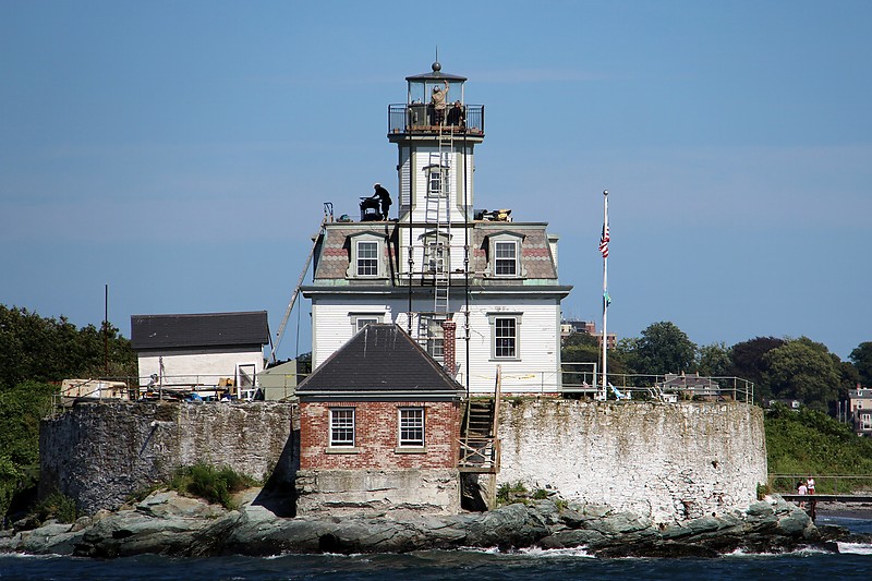 Rhode island / Rose Island lighthouse
Author of the photo: [url=http://www.flickr.com/photos/21953562@N07/]C. Hanchey[/url]
Keywords: Rhode Island;United States;Atlantic ocean;Block Island Sound