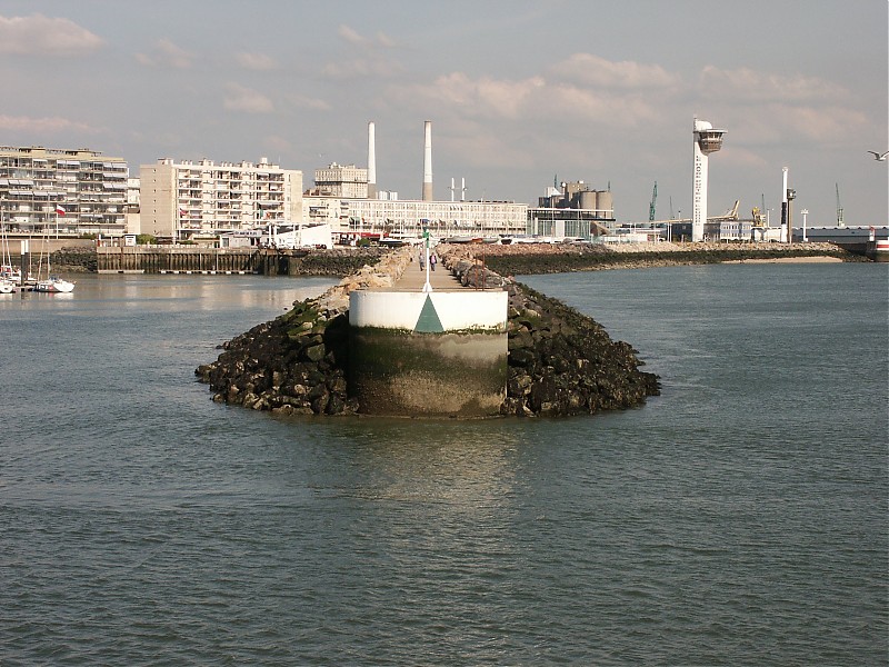 Le Havre /	Marina Digue Augustin-Normand Head light
Keywords: Normandy;Le Havre;France;English channel
