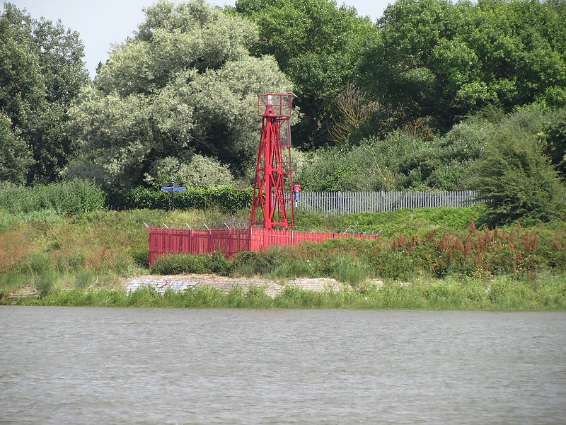 River Thames / Gallions Reach / Margaret Ness light
AKA Tripcock Point
Keywords: Kent;River Thames;England;United Kingdom