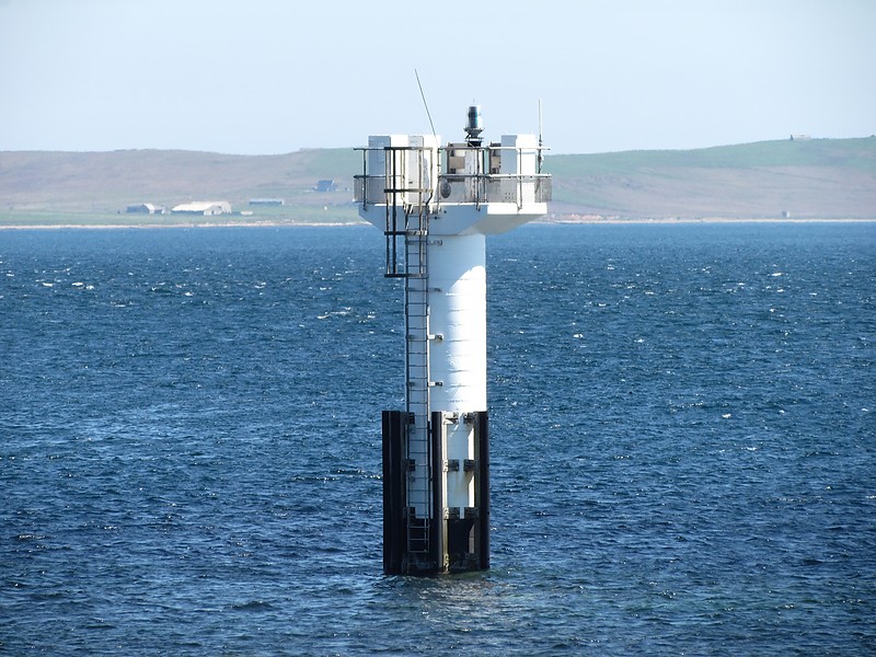 Orkney islands / Skerry of Ness lighthouse
Keywords: Orkney islands;Scotland;United Kingdom;Scapa Flow;Offshore