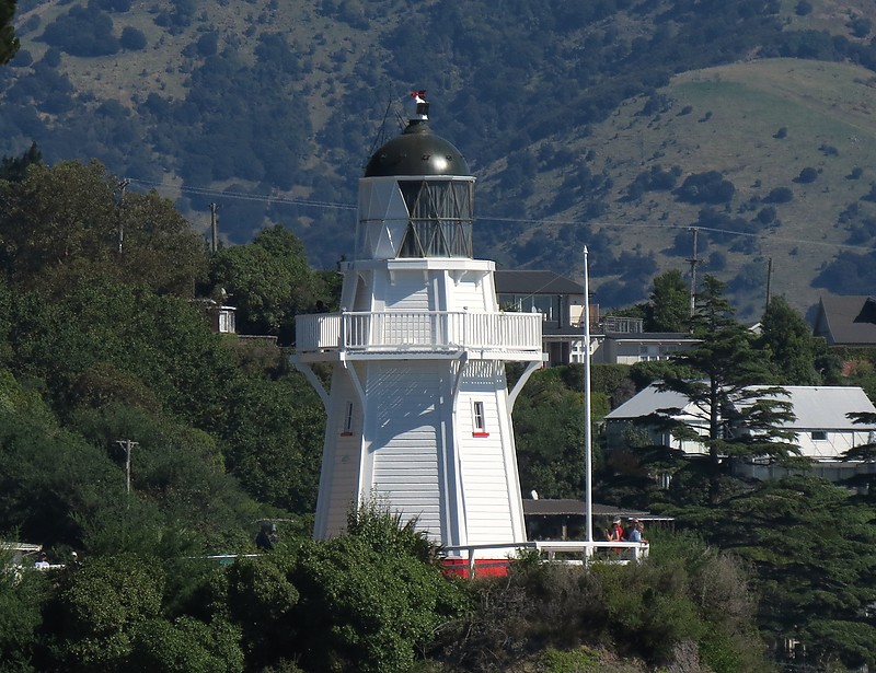 Akaroa Head Lighthouse
Author of the photo: [url=https://www.flickr.com/photos/larrymyhre/]Larry Myhre[/url]
Keywords: New Zealand;Pacific ocean