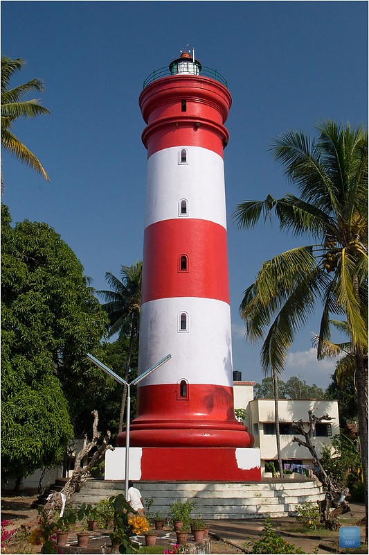 Kerala / Alappuzha Lighthouse
AKA Alleppey
Author of the photo: [url=http://www.panoramio.com/user/1496126]Tuderna[/url]

Keywords: Arabian Sea;Malabar;India;Kerala