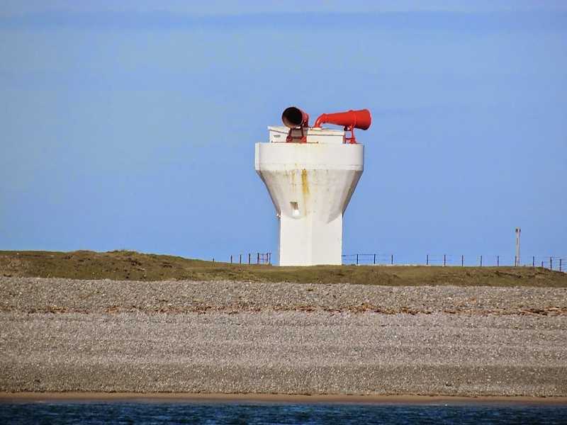 Isle of Man / Point of Ayre High lighthouse - foghorn
Keywords: Isle of man;Irish sea;Siren