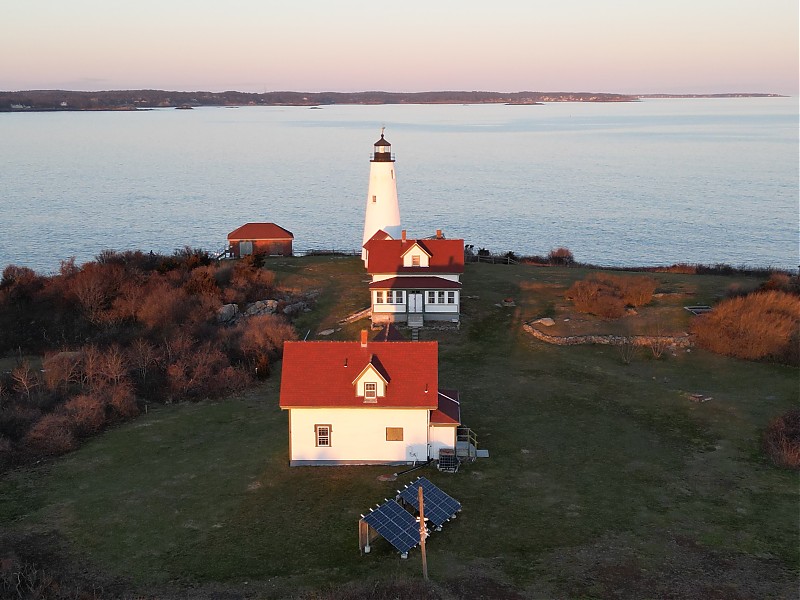 Massachusetts / Baker's Island lighthouse
Author of the photo: [url=https://www.flickr.com/photos/31291809@N05/]Will[/url]
Keywords: Massachusetts;Salem;United States;Atlantic ocean;Aerial