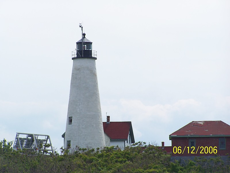 Massachusetts / Baker's Island lighthouse
Author of the photo: [url=https://www.flickr.com/photos/bobindrums/]Robert English[/url]
Keywords: Massachusetts;Salem;United States;Atlantic ocean