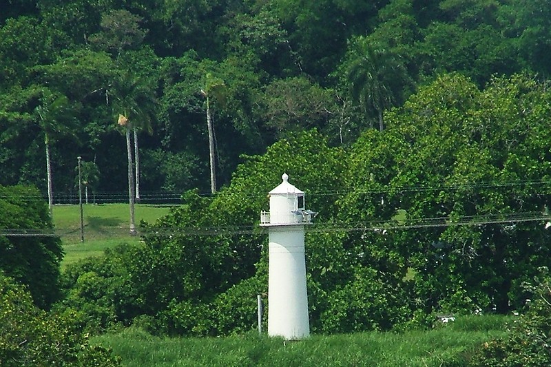 Balboa (Miraflores) Northbound Rear lighthouse
Author of the photo: [url=https://www.flickr.com/photos/larrymyhre/]Larry Myhre[/url]

Keywords: Panama Canal;Panama