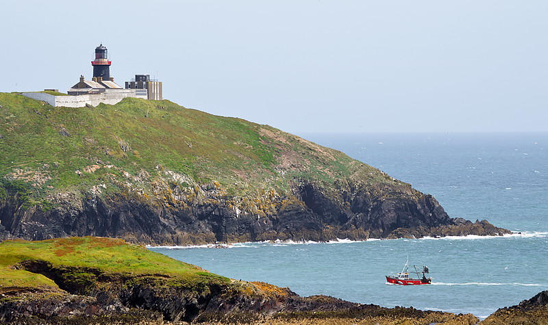 Ballycotton Lighthouse 
Author of the photo: [url=https://www.flickr.com/photos/42283697@N08/]Tom Kennedy[/url]
Keywords: Ireland;Cork;Celtic sea