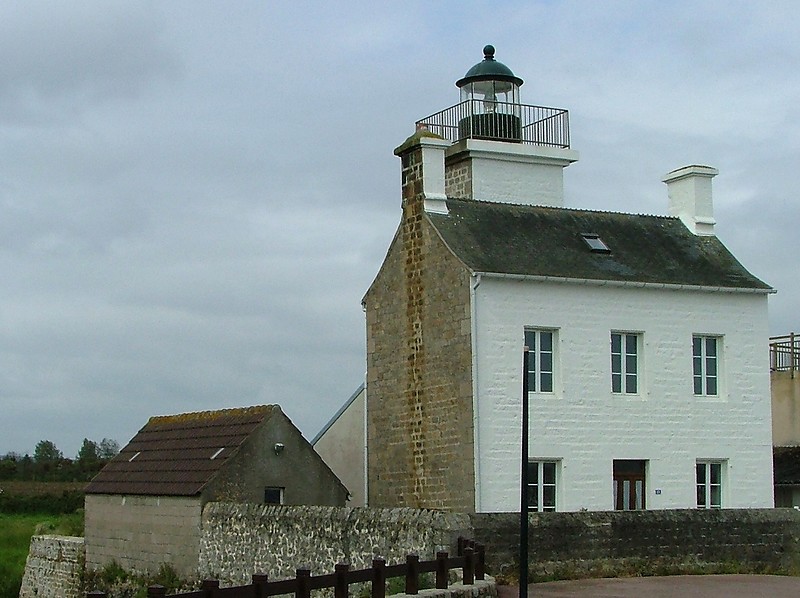 Normandy / Barfleur Rear Range lighthouse
Author of the photo: [url=https://www.flickr.com/photos/larrymyhre/]Larry Myhre[/url]
Keywords: Normandy;Barfleur;France;English channel