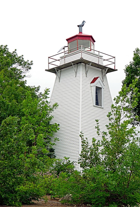 New Brunswick / Belyeas Point lighthouse
Author of the photo: [url=https://www.flickr.com/photos/archer10/] Dennis Jarvis[/url]
Keywords: Saint John River;New Brunswick;Canada