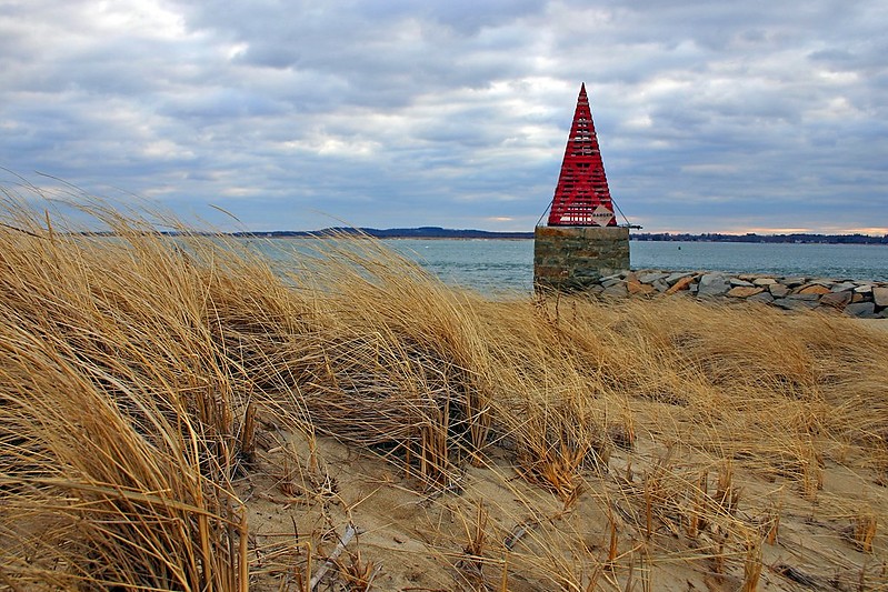 Massachusetts / Black Rocks Daybeacon 10
Ben Butler's Toothpick daymark This old navigational daymark on Salisbury Beach, Massachusetts, is known as Ben Butler's Toothpick; it's real name is the Black Rock Beacon. Ben Butler (1818-93) was a general in the Civil War and later a congressman and governor of Massachusetts. He loved sailing and lived in Newburyport for a while, and it's said that it was influence as a congressman that led to the building of the marker.
Author of the photo: [url=https://jeremydentremont.smugmug.com/]nelights[/url]

Keywords: Massachusetts;Newburyport;Atlantic ocean;United States