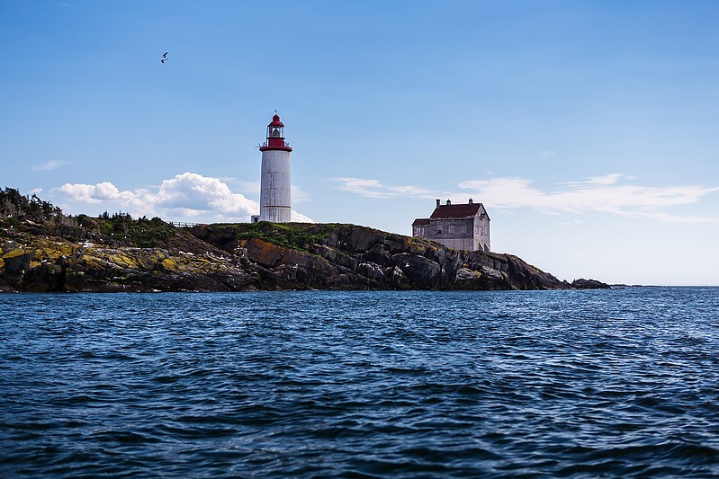 Quebec / Île Bicquette lighthouse
Author of the photo: [url=http://www.chasseurdephares.com/]Patrick Matte[/url]

Keywords: Canada;Quebec;Gulf of Saint Lawrence