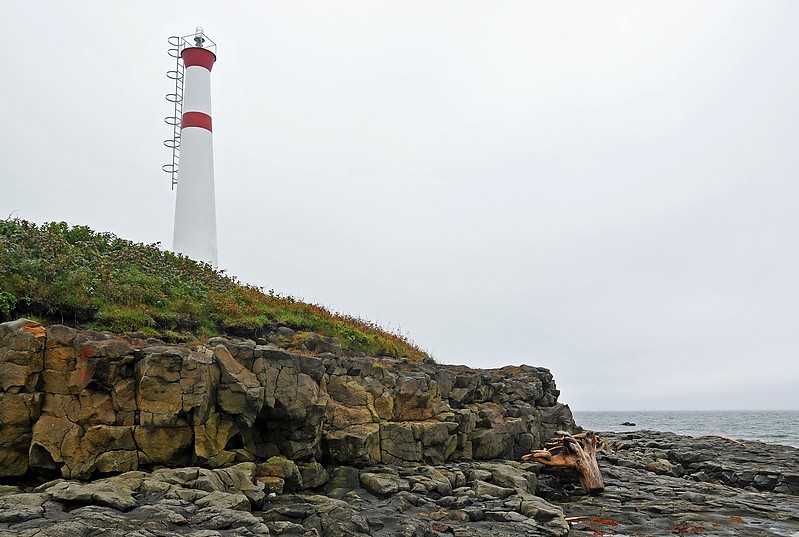 Nova Scotia / Black Rock Light
Author of the photo: [url=https://www.flickr.com/photos/archer10/] Dennis Jarvis[/url]
Keywords: Bay of Fundy;Canada;Nova Scotia