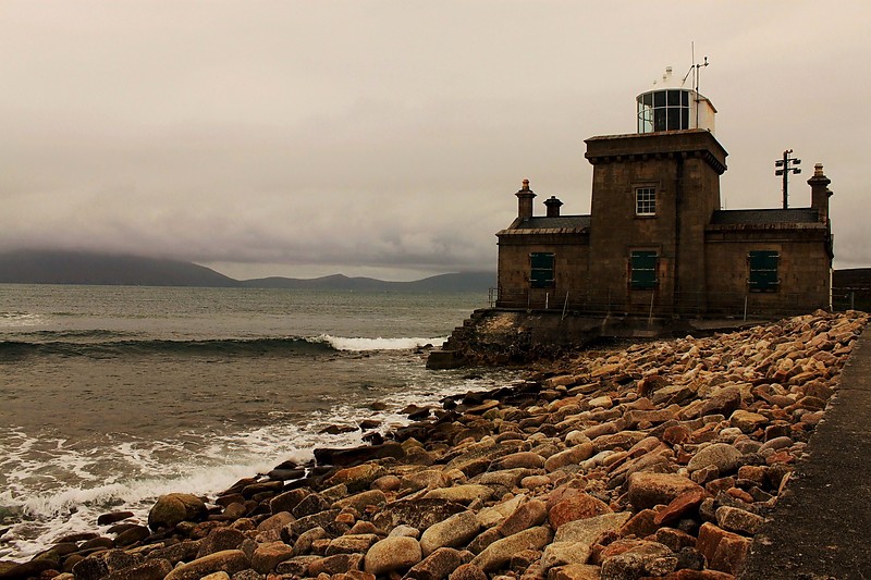 Blacksod Point lighthouse
Author of the photo: [url=https://www.flickr.com/photos/81893592@N07/]Mary Healy Carter[/url]

Keywords: Ireland;Blacksod bay