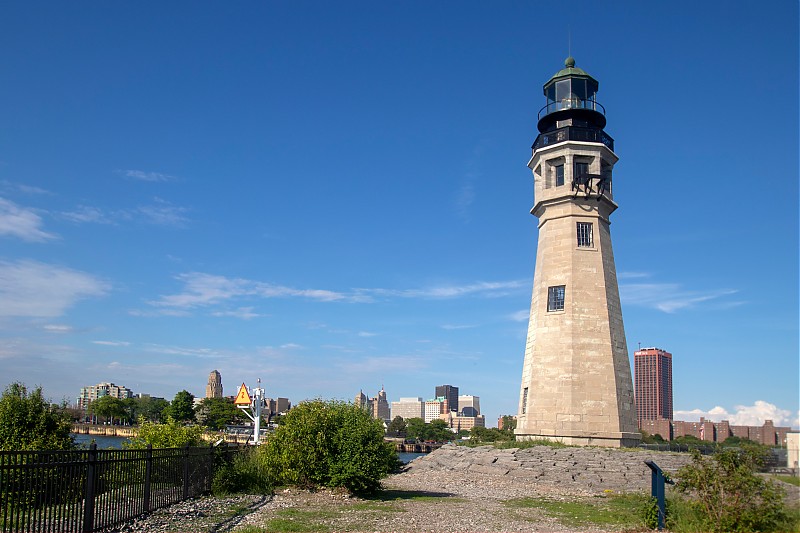 New York / Buffalo Main lighthouse
Author of the photo: [url=https://jeremydentremont.smugmug.com/]nelights[/url]
Keywords: New York;Buffalo;United States;Lake Erie