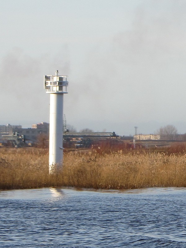 Port of Riga / Rutku sala light
Keywords: Latvia;Riga;Daugava