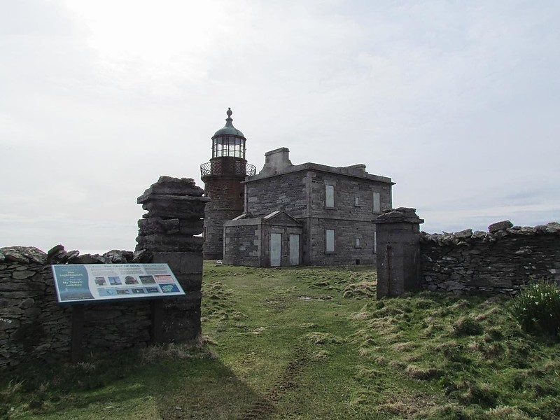 Isle of Man / Calf of Man Low lighthouse
Keywords: Isle of man;Irish sea