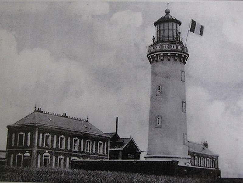 Cap d'Antifer Lighthouse (1) historic photo
                               
Keywords: France;English Channel;Normandy;Historic
