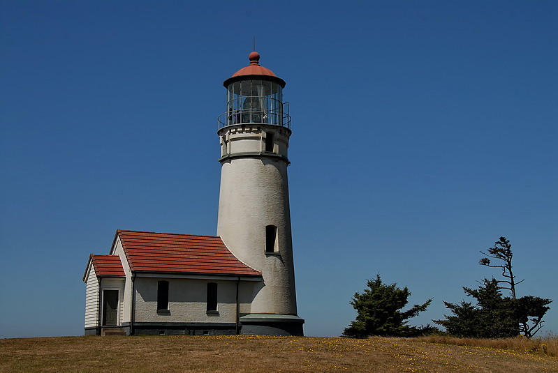 Oregon / Capo Blanco Lighthouse
Author of the photo: [url=https://www.flickr.com/photos/rekissel/sets/72157600322012702]Bob Kissel[/url]
Keywords: United States;Oregon;Pacific ocean