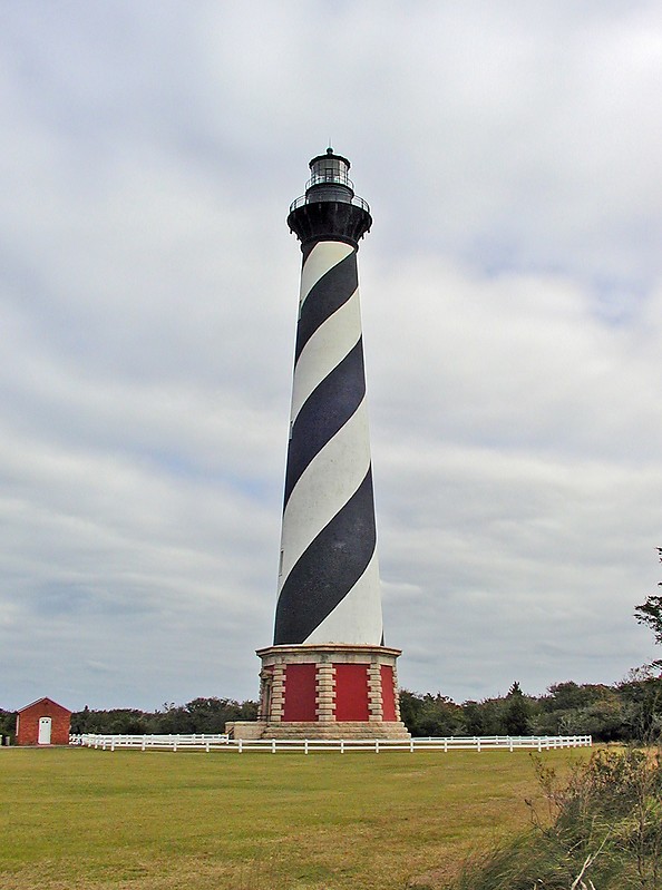 North Carolina / Cape Hatteras lighthouse
Author of the photo: [url=https://www.flickr.com/photos/8752845@N04/]Mark[/url]
Keywords: Cape Hatteras;North Carolina;United States;Atlantic ocean